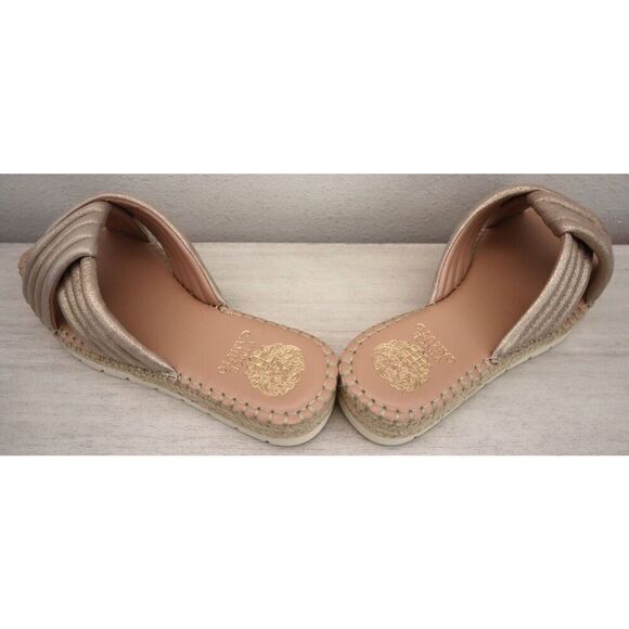 Vince Camuto WMN Sz 9W Beige/Egyptian Gold Channel-Quilted Melysa Leather Sandal - Picture 11 of 14